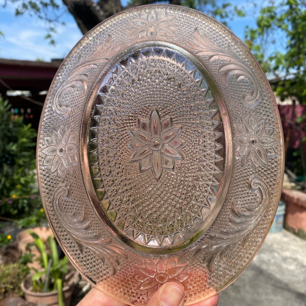 Vintage Tiara 4 piece oval pink plates.